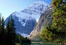 西班牙人队近期有哪些关键动态?阵容、赛事与引援都有新变化?